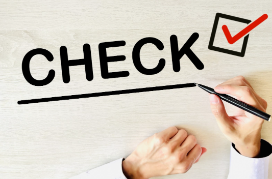 チェック
